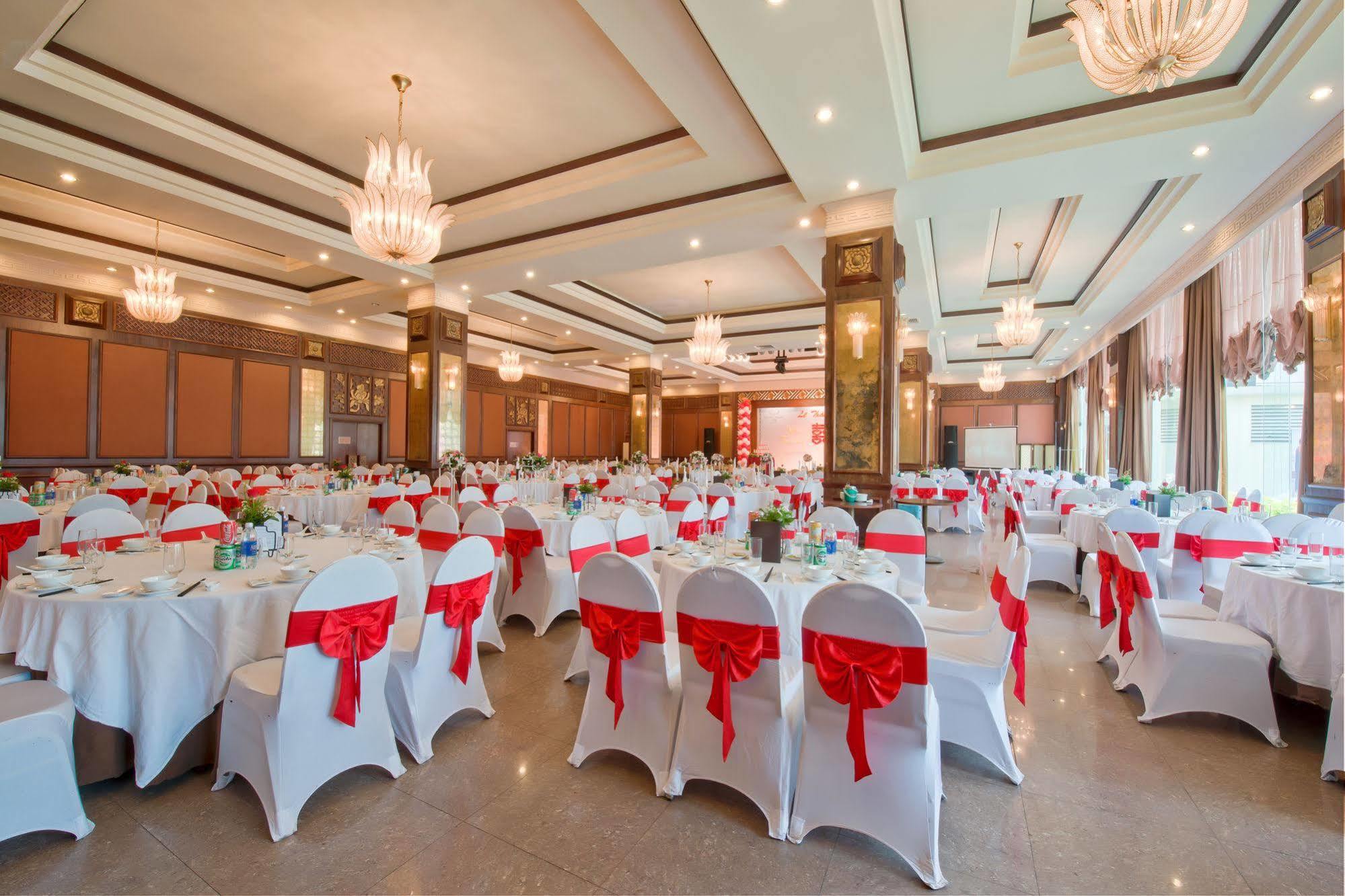 Muong Thanh Holiday Hue Hotel Exterior photo