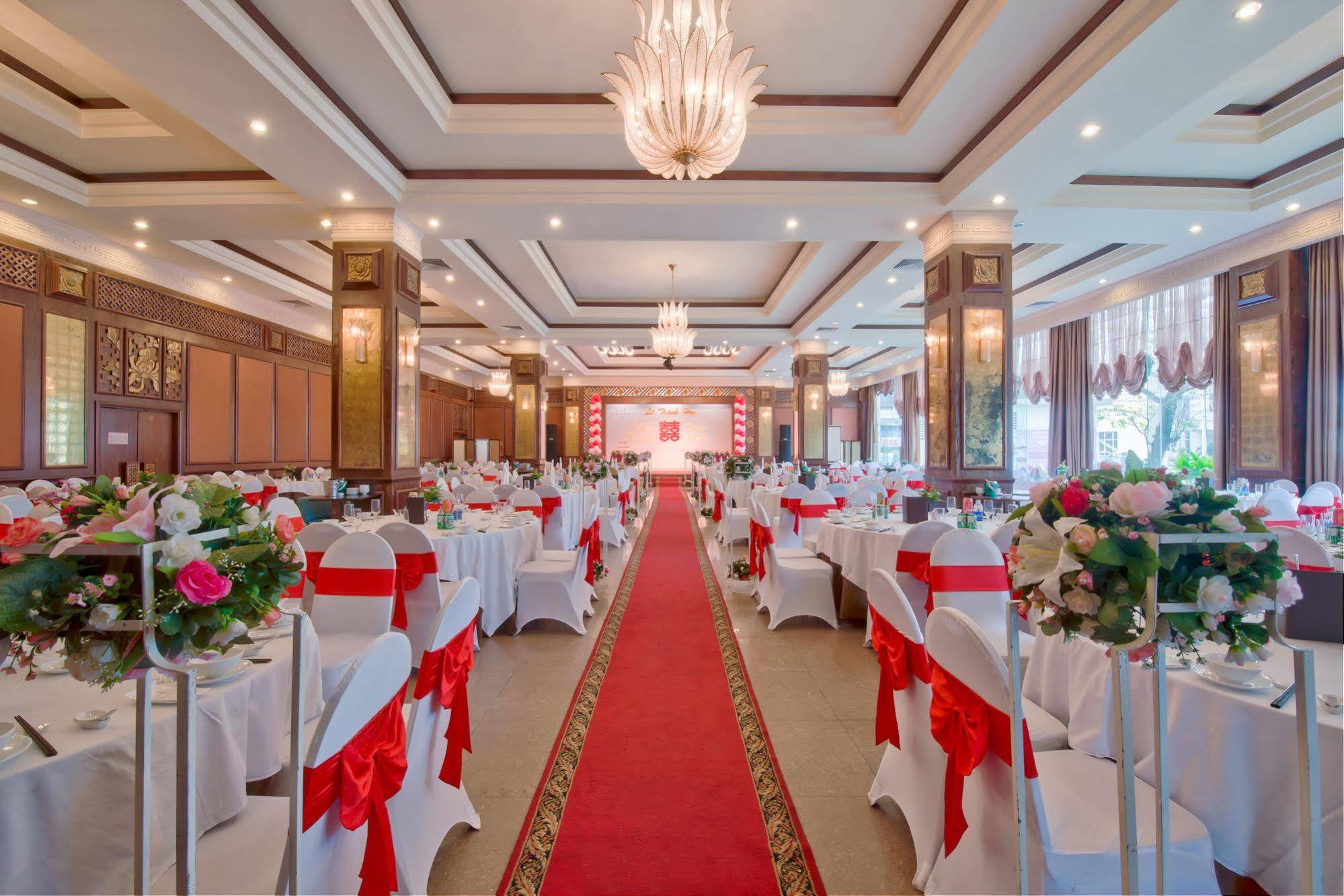 Muong Thanh Holiday Hue Hotel Exterior photo