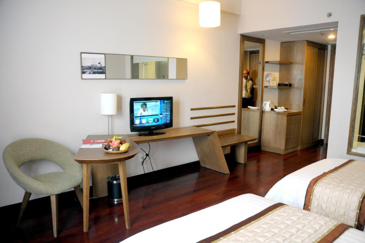 Muong Thanh Holiday Hue Hotel Exterior photo